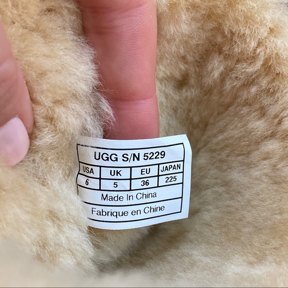 Tall Chestnut Ugg Boots NWOT - Picture 5 of 6